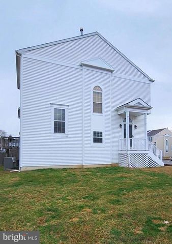 95 DENNY CIR, Newark, DE 19702