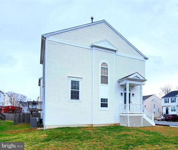 95 DENNY CIR, Newark, DE 19702