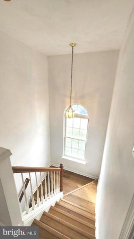 95 DENNY CIR, Newark, DE 19702