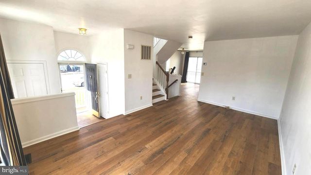 95 DENNY CIR, Newark, DE 19702