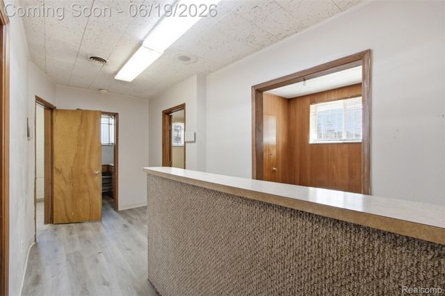 16205 E Warren Avenue, Detroit, MI 48224