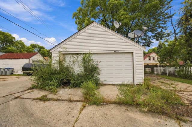 4023 N 46th STREET, Milwaukee, WI 53216