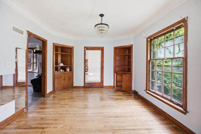 4023 N 46th STREET, Milwaukee, WI 53216