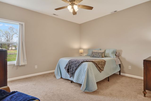 235 Villa St, Smithville, TN 37166