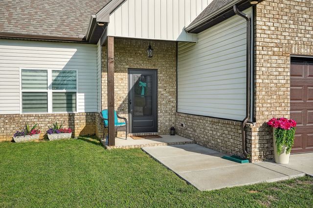 235 Villa St, Smithville, TN 37166