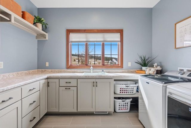 N3029 LOOKOUT LANE, Hortonville, WI 54944