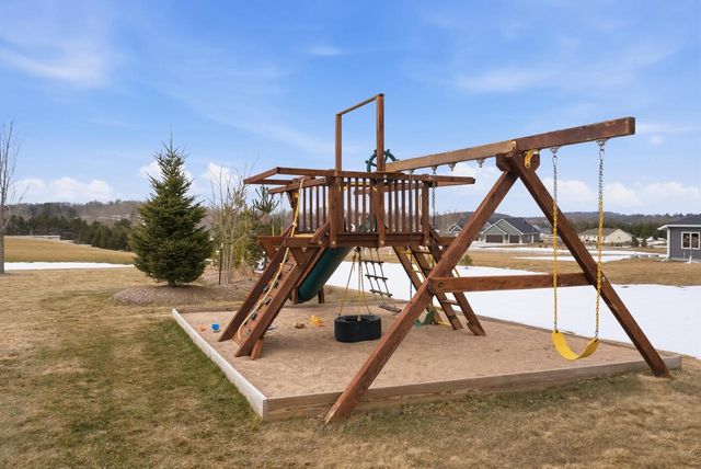 N3029 LOOKOUT LANE, Hortonville, WI 54944