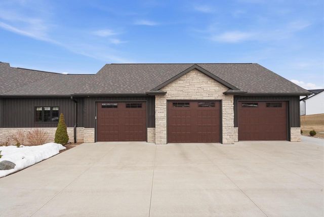 N3029 LOOKOUT LANE, Hortonville, WI 54944