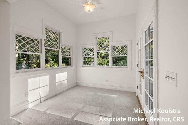5760 Grand River Drive Ne, Ada Twp, MI 49301
