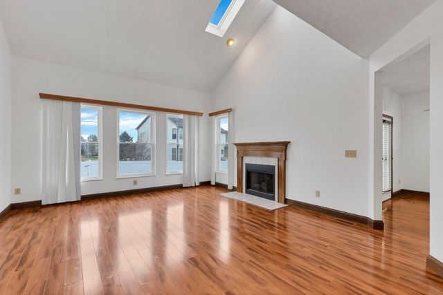 8675 Kingsley Drive, Reynoldsburg, OH 43068