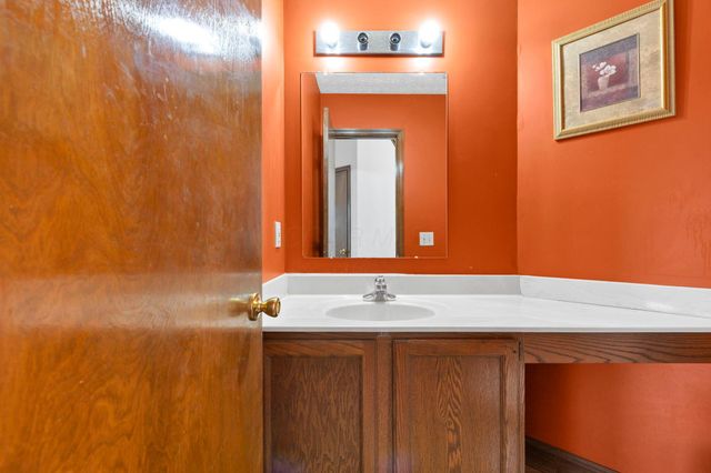 8675 Kingsley Drive, Reynoldsburg, OH 43068