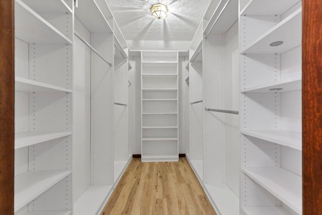 8675 Kingsley Drive, Reynoldsburg, OH 43068