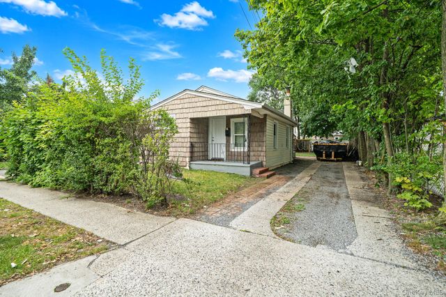 263 Valcour Avenue, Uniondale, NY 11553