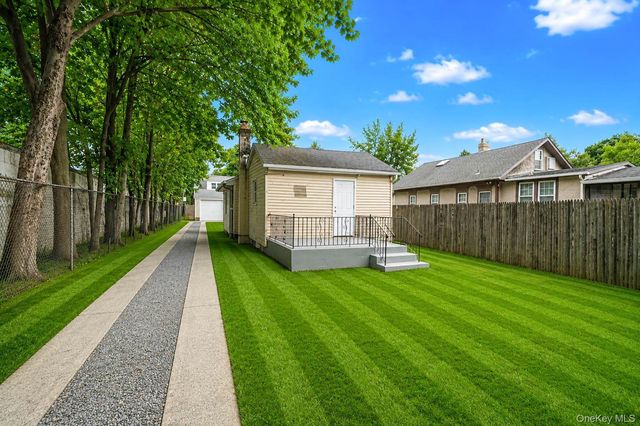 263 Valcour Avenue, Uniondale, NY 11553