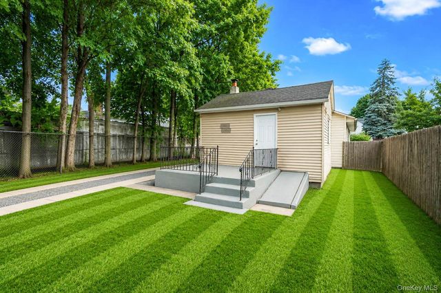 263 Valcour Avenue, Uniondale, NY 11553