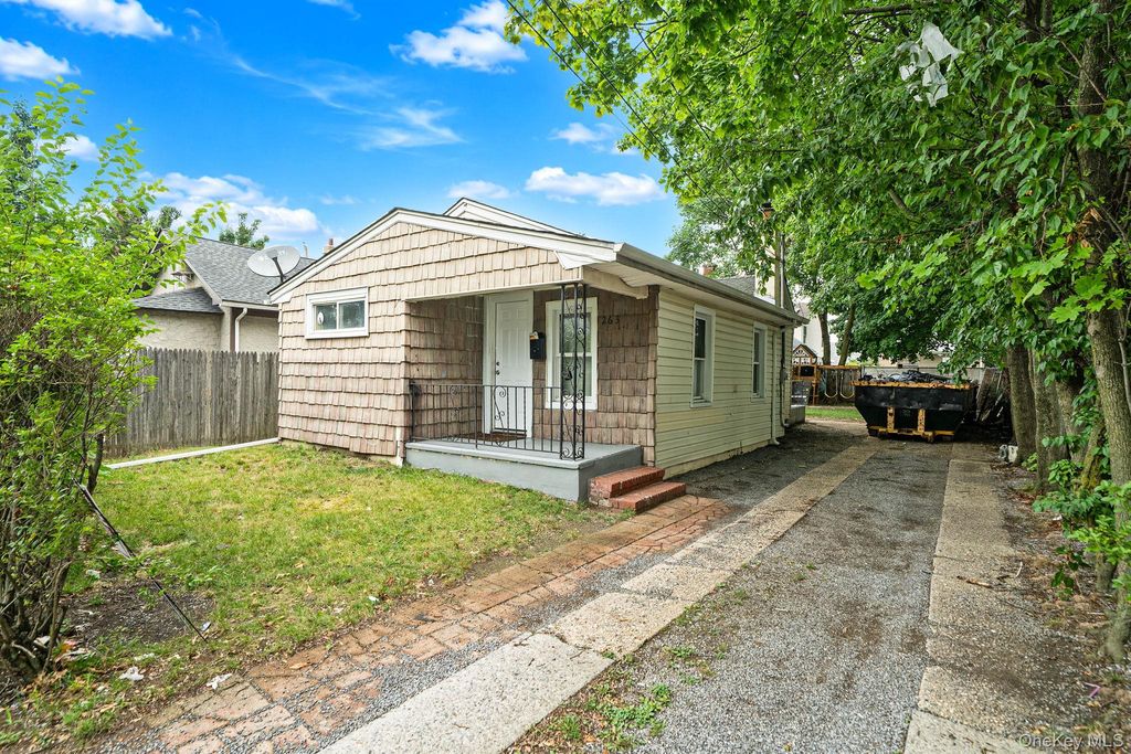 263 Valcour Avenue, Uniondale, NY 11553 — photo 2
