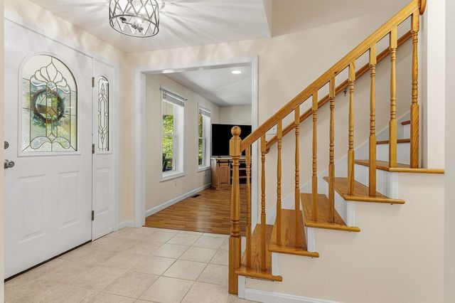 113 Lockes Corner Road, Alton, NH 03809