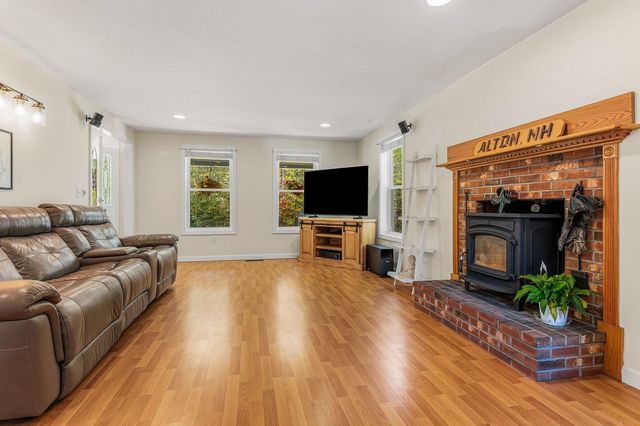 113 Lockes Corner Road, Alton, NH 03809