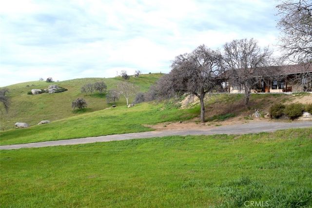 3001 Woody Granite, Bakersfield, CA 93308
