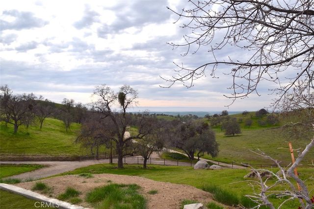 3001 Woody Granite, Bakersfield, CA 93308