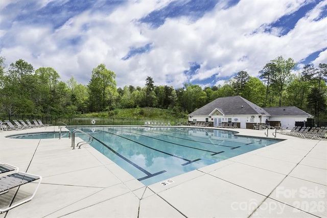 2057 Lenswood Court, Denver, NC 28037