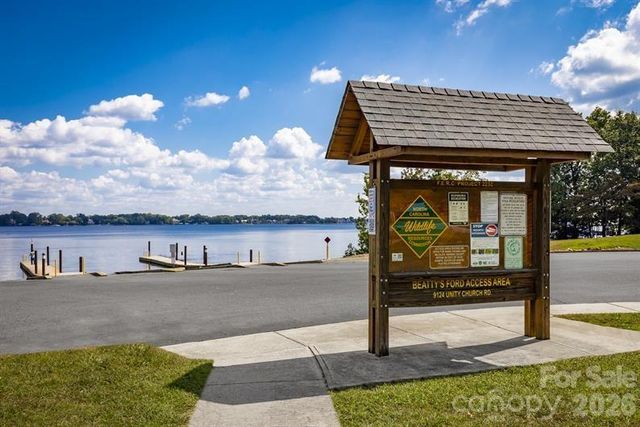 2057 Lenswood Court, Denver, NC 28037