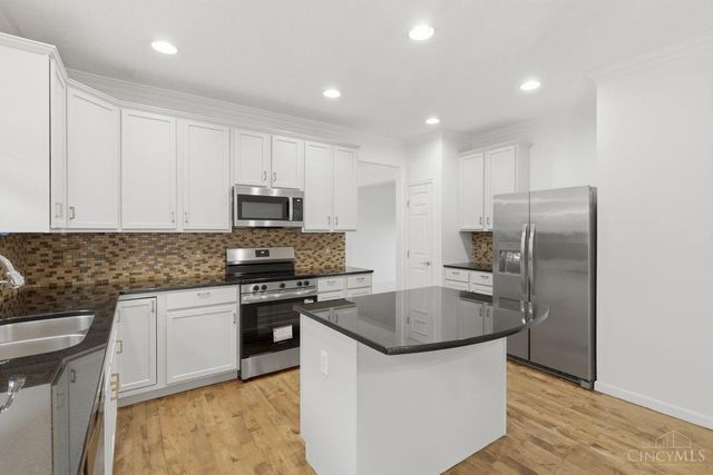 8437 Sea Mist Court, West Chester, OH 45069
