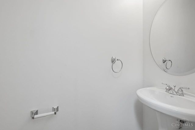 8437 Sea Mist Court, West Chester, OH 45069
