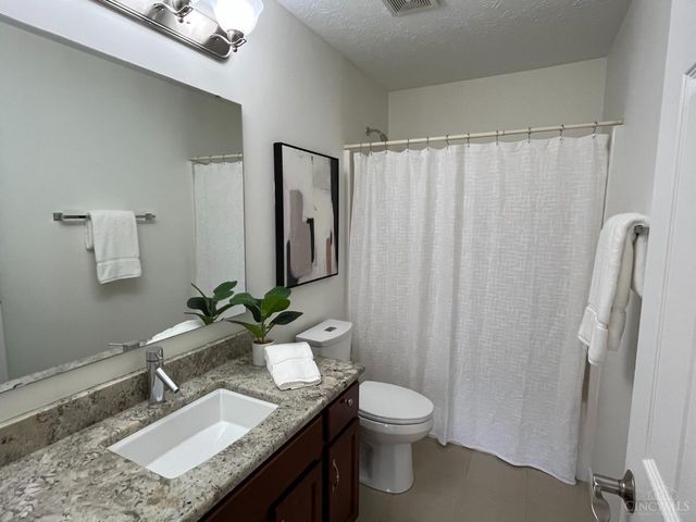 8437 Sea Mist Court, West Chester, OH 45069