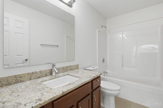 8437 Sea Mist Court, West Chester, OH 45069
