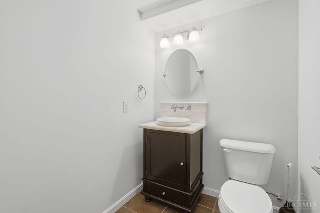 8437 Sea Mist Court, West Chester, OH 45069