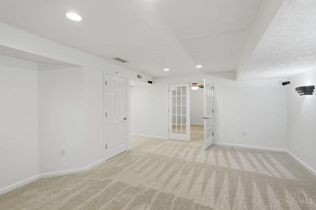 8437 Sea Mist Court, West Chester, OH 45069