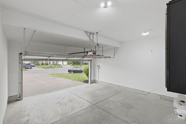 8437 Sea Mist Court, West Chester, OH 45069
