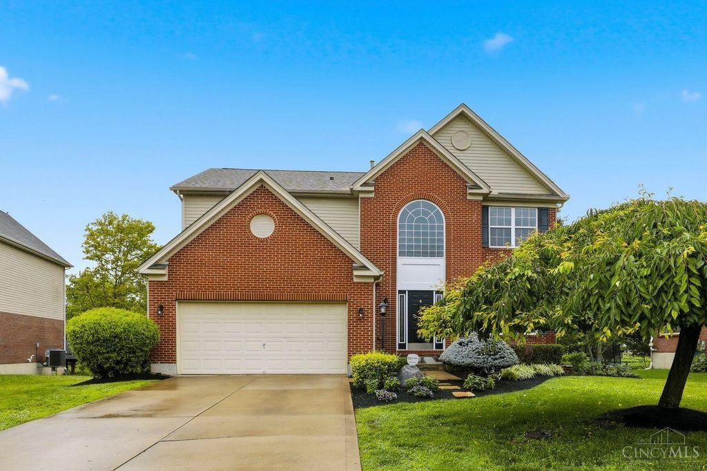 8437 Sea Mist Court, West Chester, OH 45069