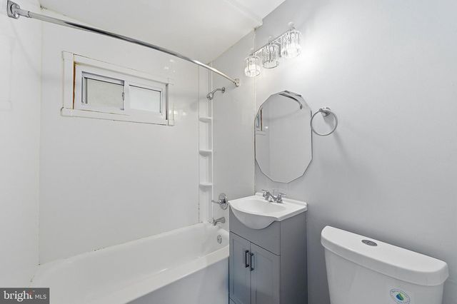 27 WALTON AVE, Ewing, NJ 08618