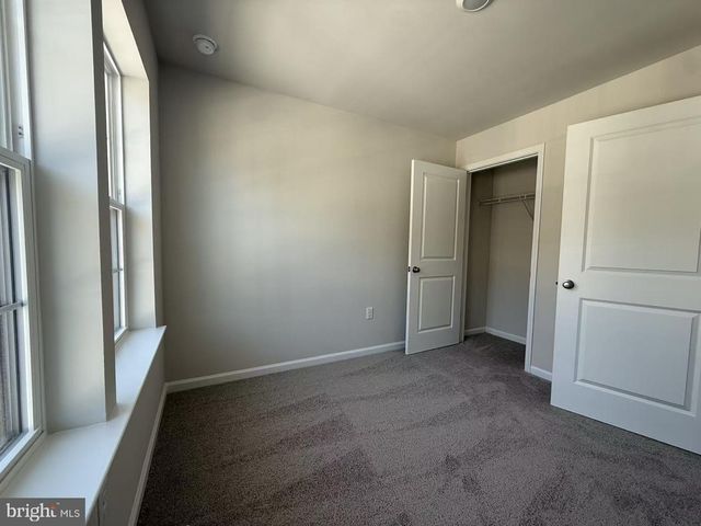 25 CLEMENTON RD E, Gibbsboro, NJ 08026