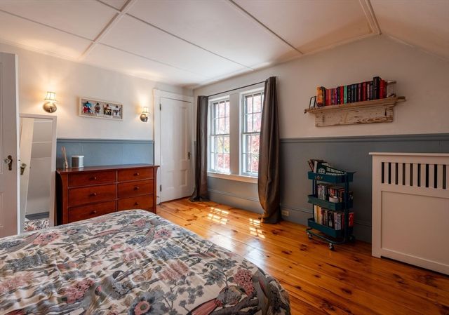 31 High St, Ipswich, MA 01938