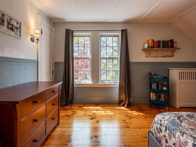 31 High St, Ipswich, MA 01938
