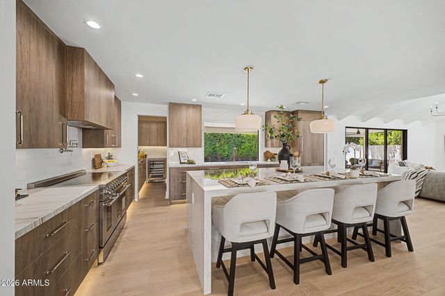 8007 E DEL TESORO Drive, Scottsdale, AZ 85258