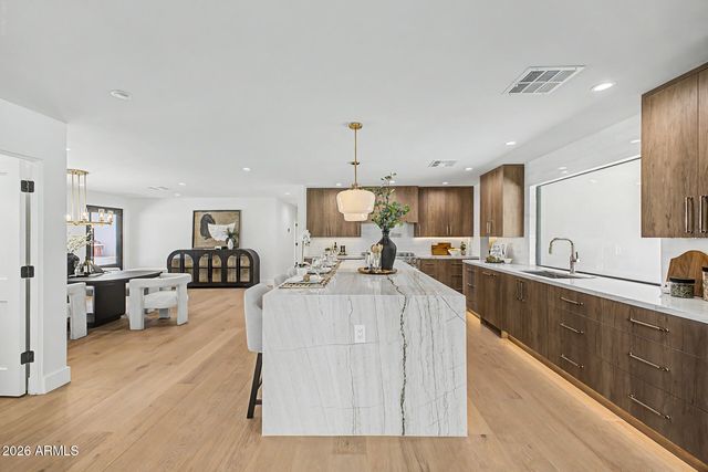 8007 E DEL TESORO Drive, Scottsdale, AZ 85258