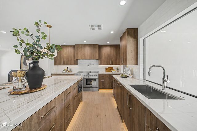 8007 E DEL TESORO Drive, Scottsdale, AZ 85258