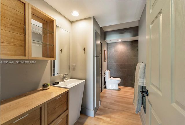 3145 NE 184th St 5305, Aventura, FL 33160