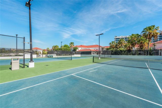 3145 NE 184th St 5305, Aventura, FL 33160