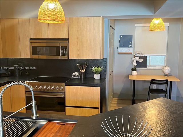 3145 NE 184th St 5305, Aventura, FL 33160