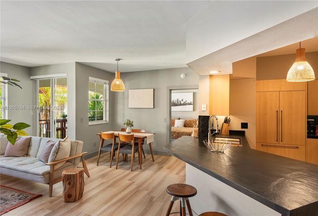 3145 NE 184th St 5305, Aventura, FL 33160