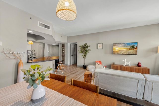 3145 NE 184th St 5305, Aventura, FL 33160