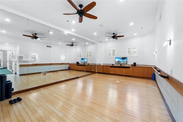 3145 NE 184th St 5305, Aventura, FL 33160