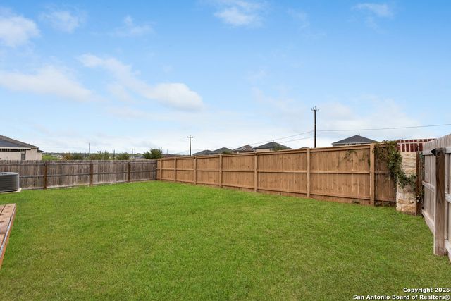 3404 Taurus Sky, Converse, TX 78109