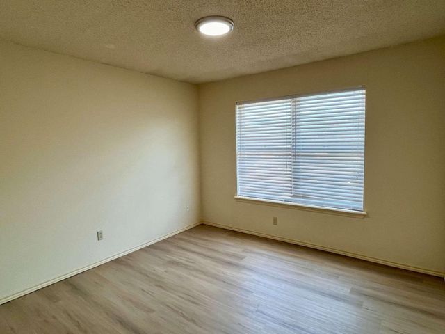 2308 74th Street, B3, Lubbock, TX 79423