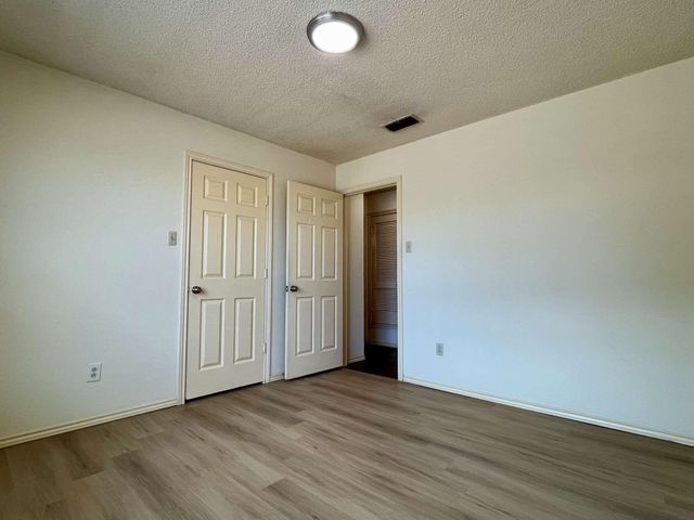 2308 74th Street, B3, Lubbock, TX 79423